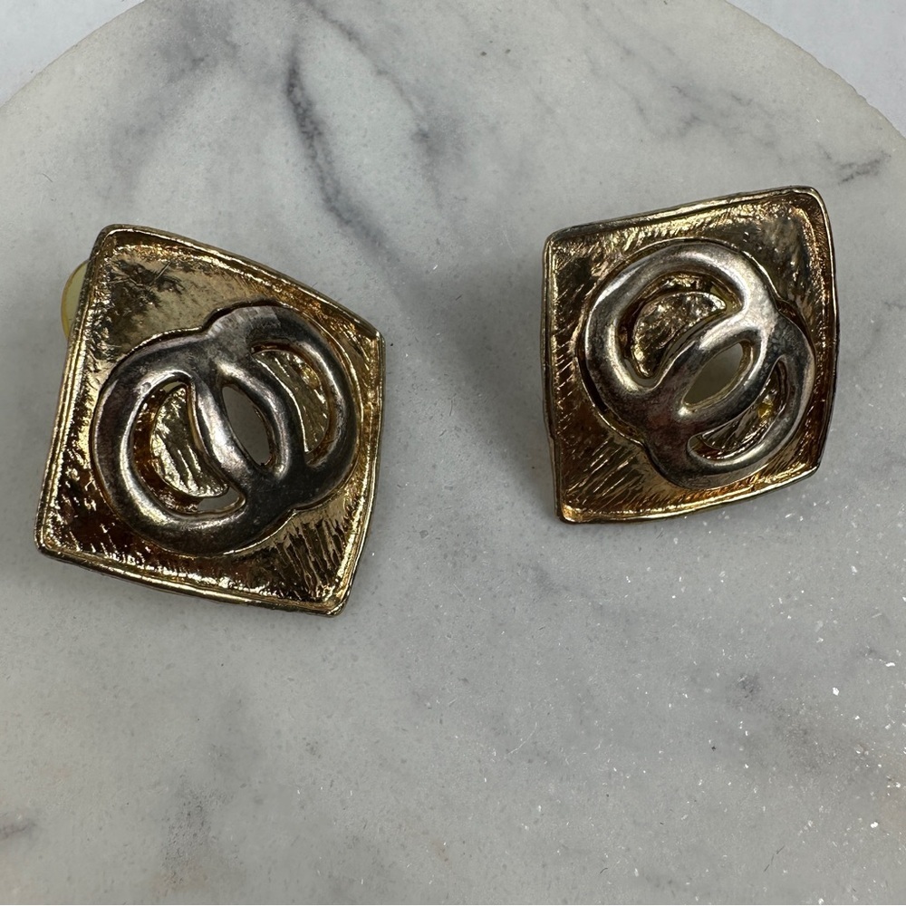 Vintage Earrings - Picture 1 of 5